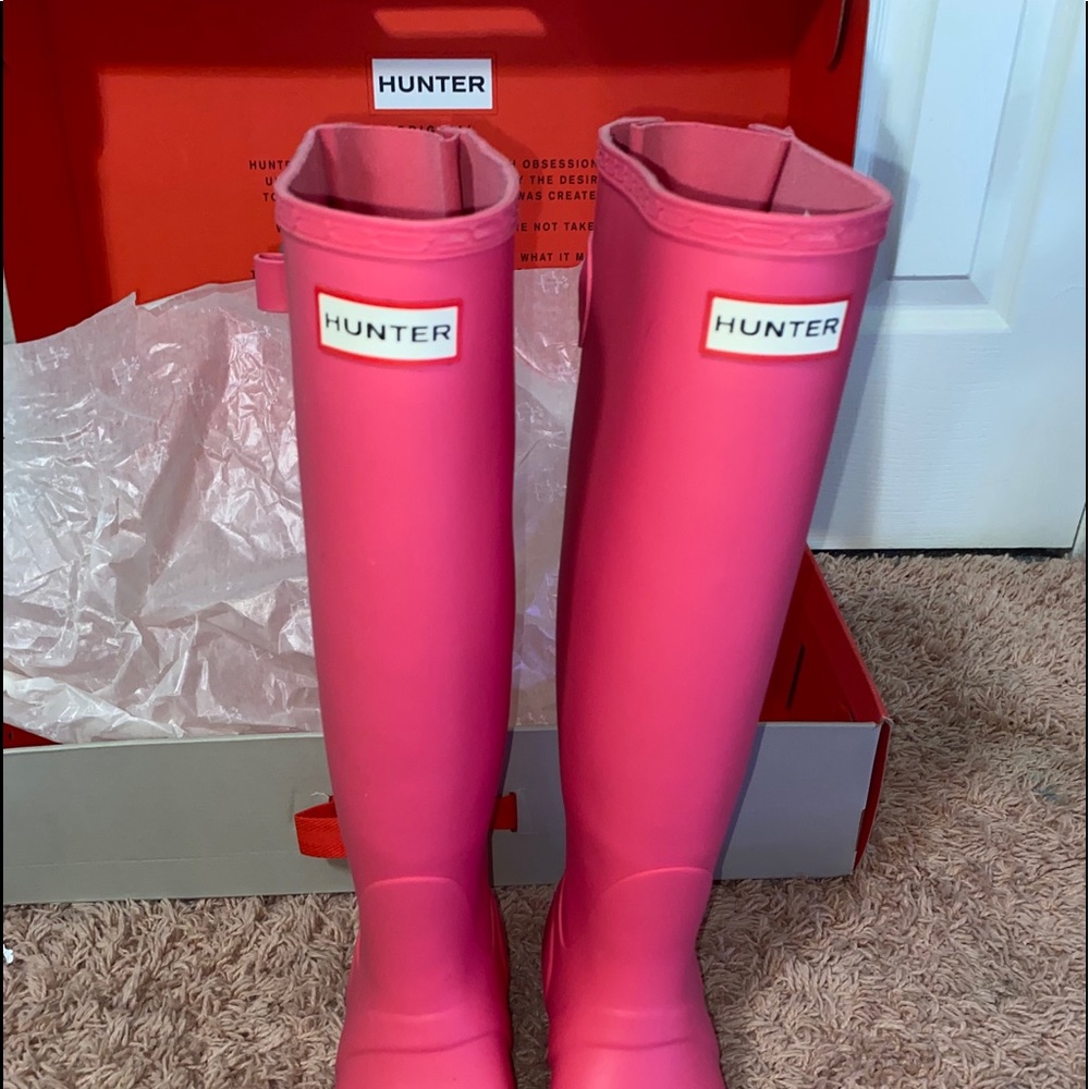 BRAND NEW HUNTER BOOTS...perfect Christmas gift!!